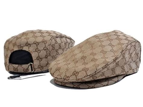 gucci flat hat.